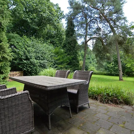 Prázdninový dům In With Garden Zelhem