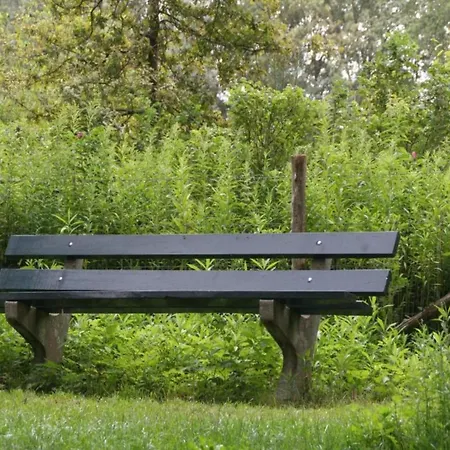 In With Garden Semesterbostad *