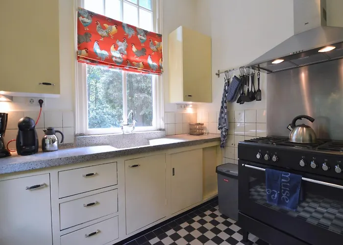 In With Garden זלהם